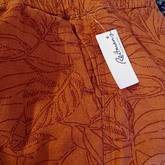 NWT Women's Linen Blend Plus Size Shorts - Picture 5 of 5